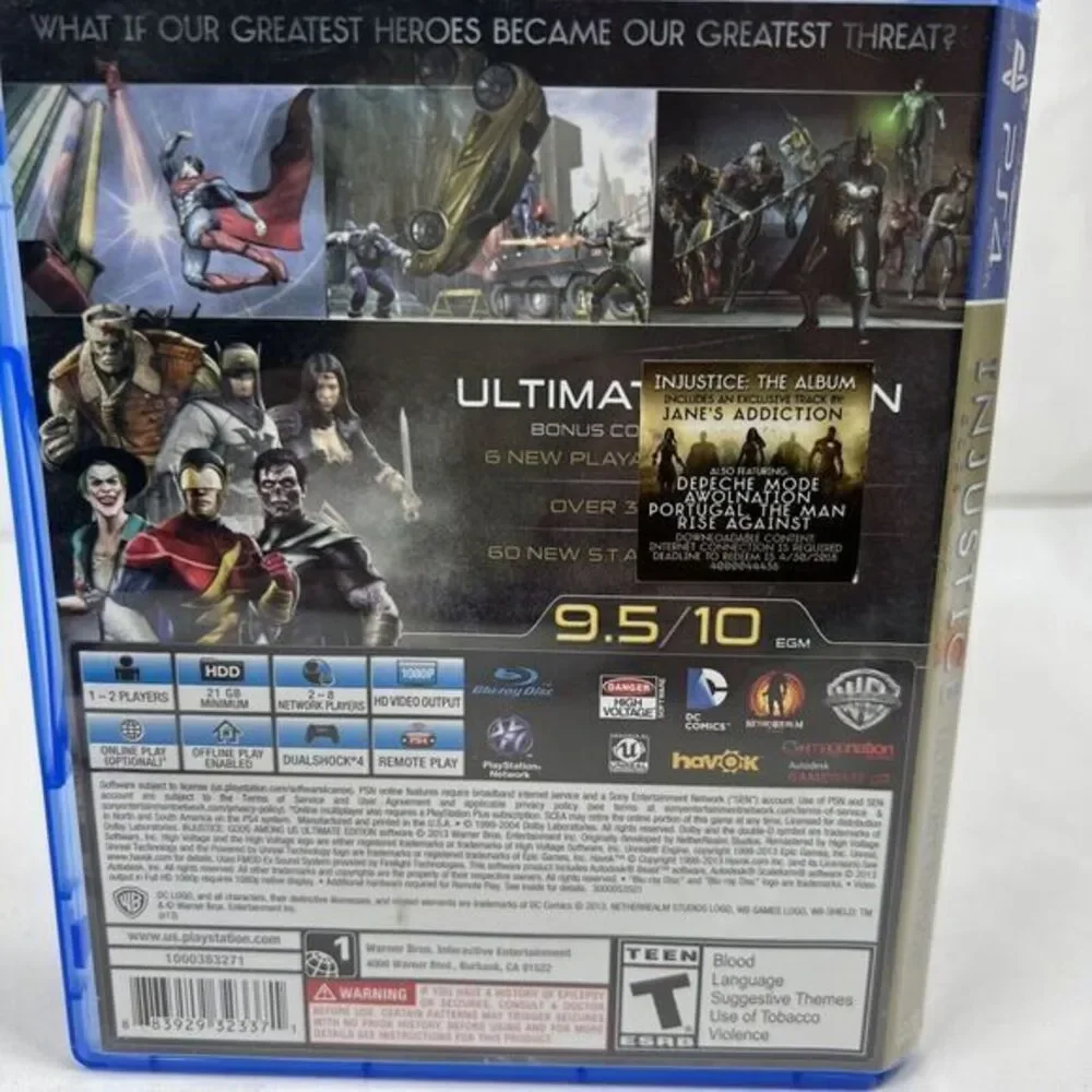Injustice: Gods Among Us -- Ultimate Edition‎ (Sony PlayStation 4, 2013)